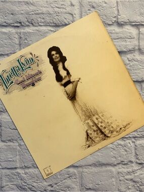 Coal Miners Daughter by Loretta Lynn 1970 vinyl record